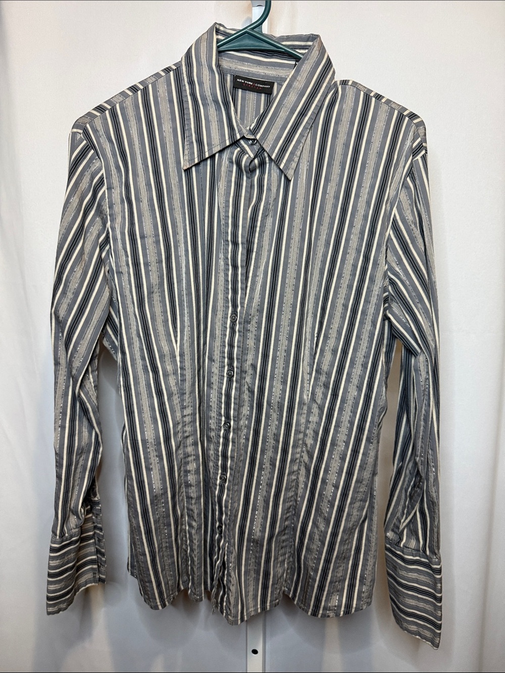 New York & Company Stretch Striped Metallic Button Down Shirt Grey Black Large
